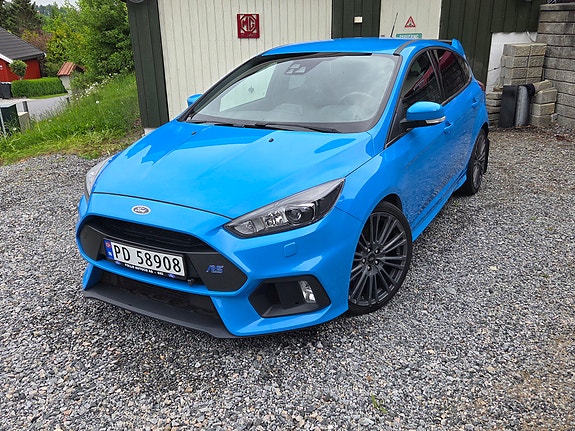 Ford Focus 2 of 5