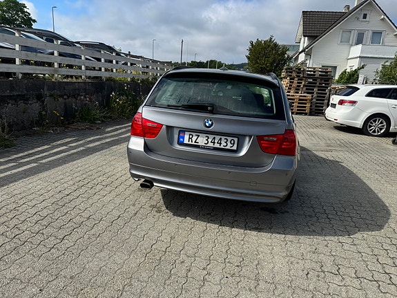 BMW 320d 5 of 16
