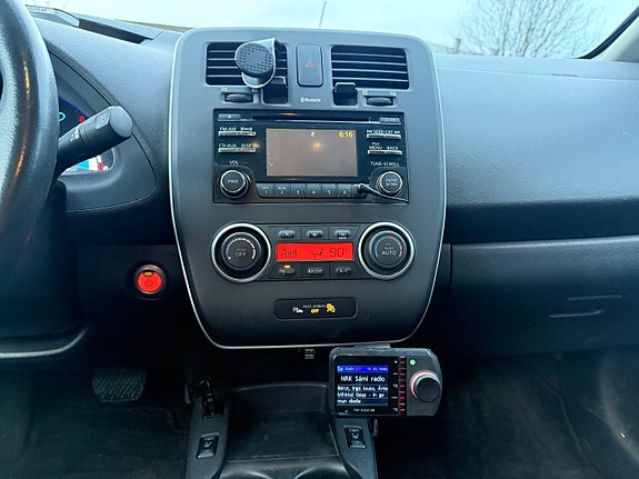 Nissan Leaf 27 of 30