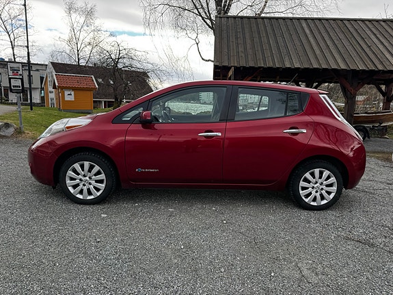 Nissan Leaf 11 of 30