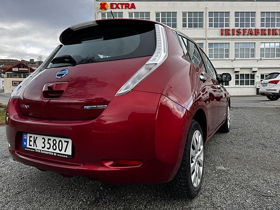 Nissan Leaf 6 of 30