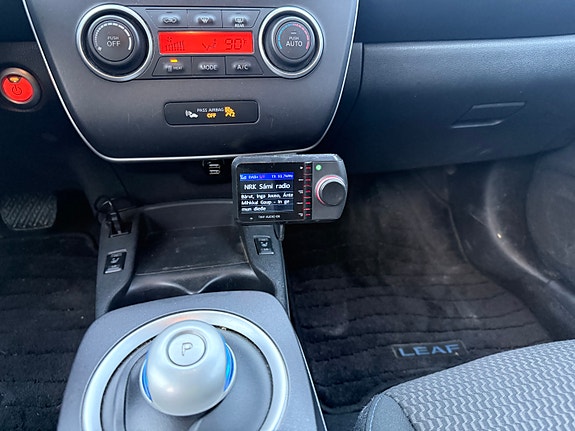 Nissan Leaf 28 of 30
