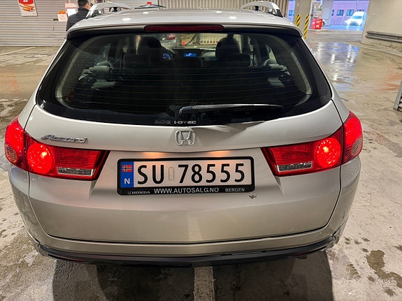 Honda Accord 8 of 13