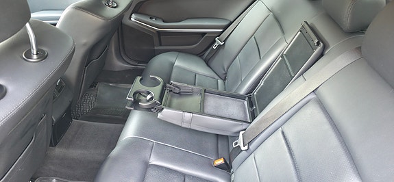 Mercedes-Benz E250 15 of 30