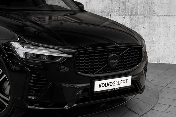 Volvo XC60 3 of 5