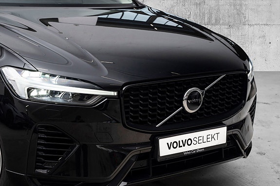 Volvo XC60 3 of 5