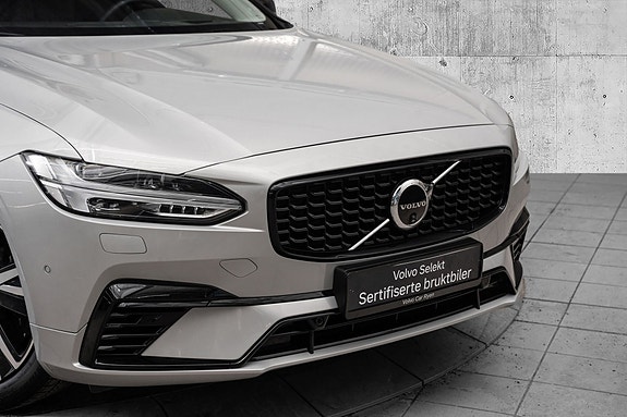 Volvo V90 3 of 5