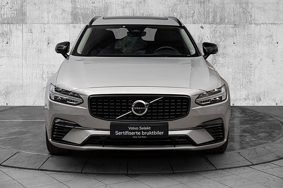 Volvo V90 4 of 5