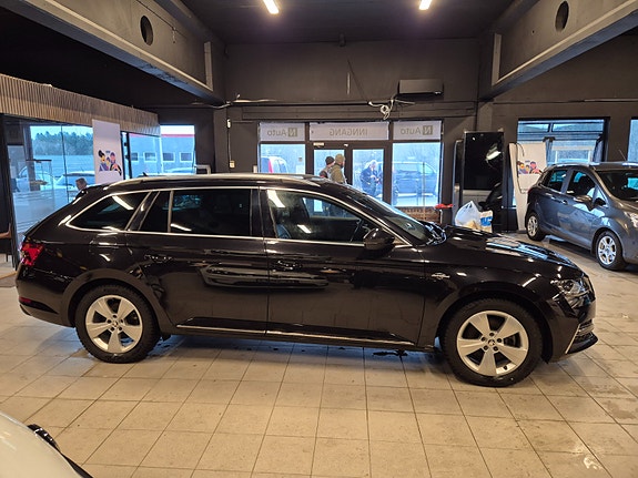 Skoda Superb 4 of 5