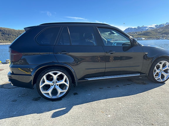 BMW X5 3 of 5