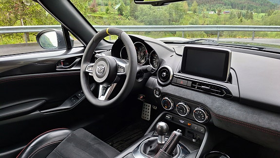 Mazda MX-5 21 of 30