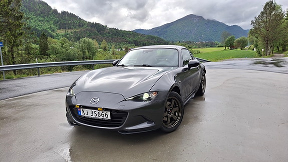 Mazda MX-5 27 of 30