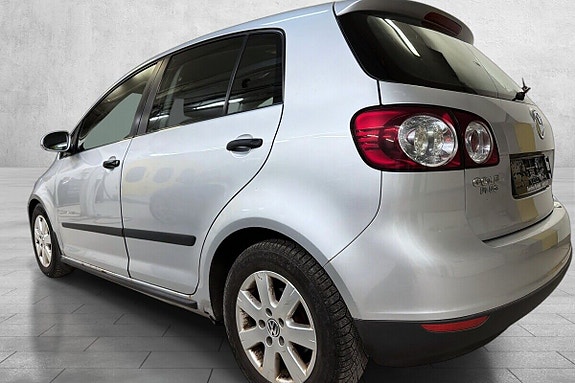 Volkswagen Golf Plus 23 of 27