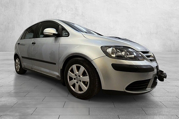 Volkswagen Golf Plus 16 of 27