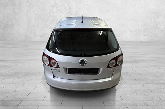 Volkswagen Golf Plus 22 of 27
