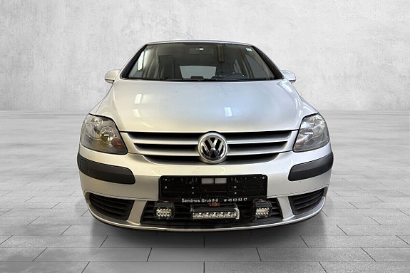 Volkswagen Golf Plus 2 of 5
