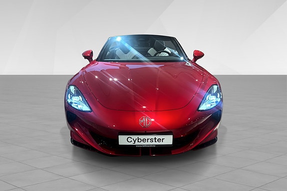 MG Cyberster 2 of 5