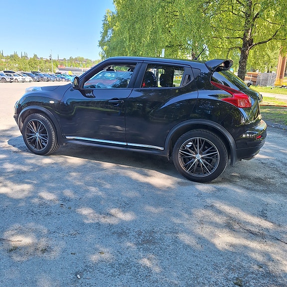 Nissan Juke 3 of 5