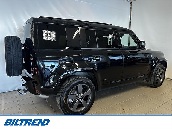 Land Rover 7 of 20