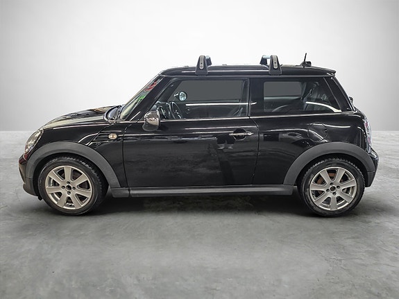 MINI One 2 of 5
