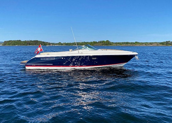 Sjelden mulighet - Chris-Craft Corsair  36 – Klassisk eleganse med rå ytelse 2 of 5