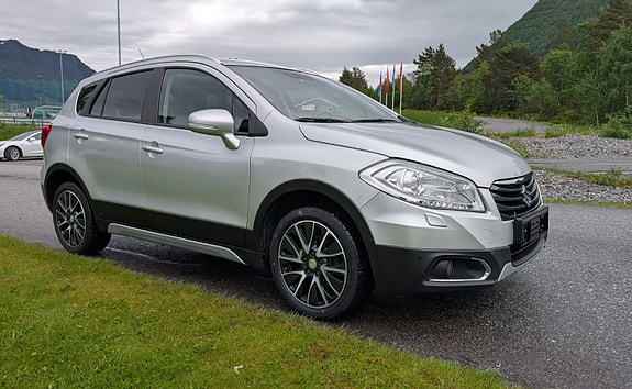 Suzuki SX4 S-Cross 10 of 17