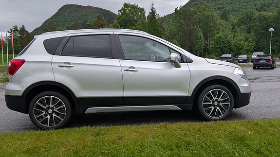 Suzuki SX4 S-Cross 9 of 17