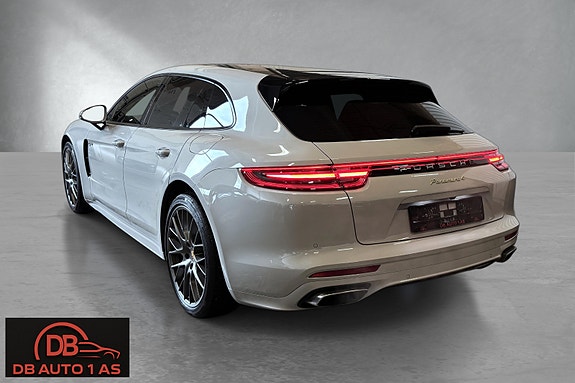 Porsche Panamera 5 of 5