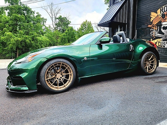 Nissan 370z 7 of 8