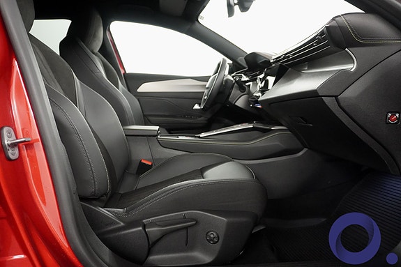 Peugeot e-308 29 of 30