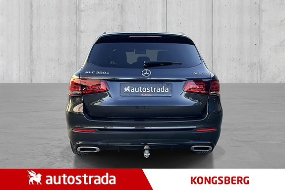 Mercedes-Benz GLC300 e 4 of 22