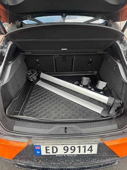 Jaguar I-PACE 25 of 30