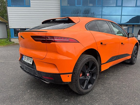 Jaguar I-PACE 30 of 30