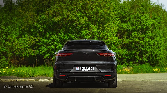 Jaguar I-PACE 21 of 30