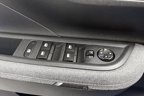 Opel Frontera 17 of 27