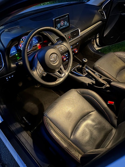 Mazda 3 6 of 10