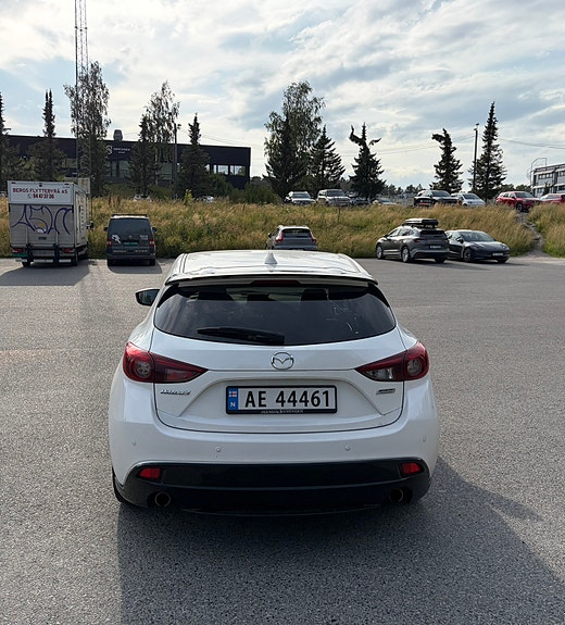 Mazda 3 4 of 10