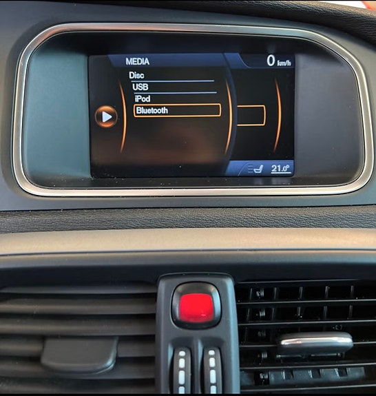 Volvo V40 15 of 25