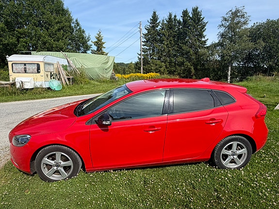 Volvo V40 5 of 5