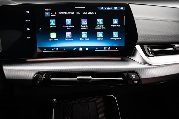 BMW iX2 20 of 26
