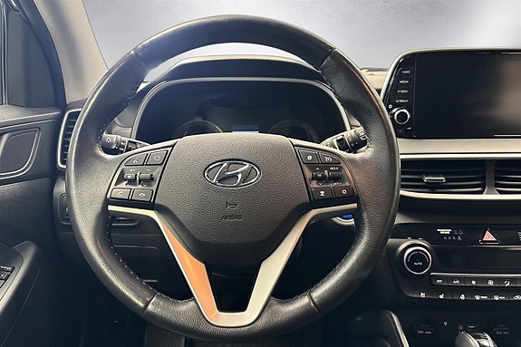 Hyundai Tucson 11 of 19