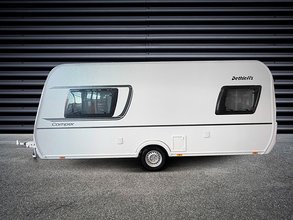 Dethleffs Camper 470 ER // Enkle senger 13 of 16