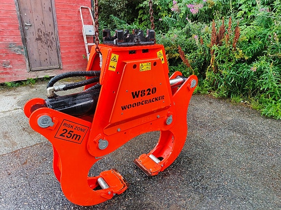 Woodcracker W820, Stokk klyver