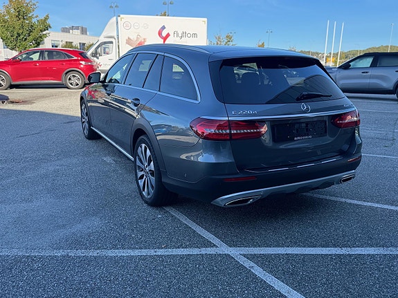 Mercedes-Benz E220 d 6 of 30