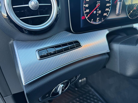 Mercedes-Benz E220 d 20 of 30