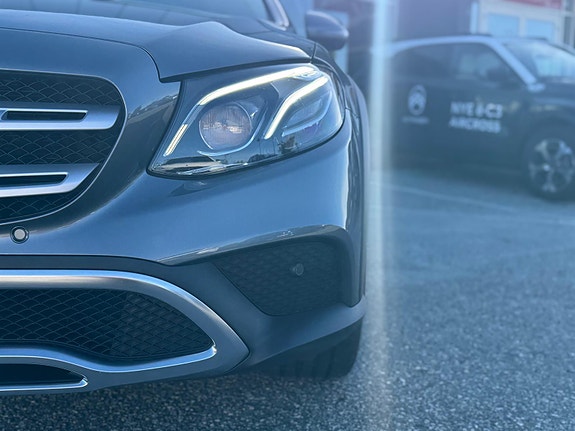 Mercedes-Benz E220 d 10 of 30