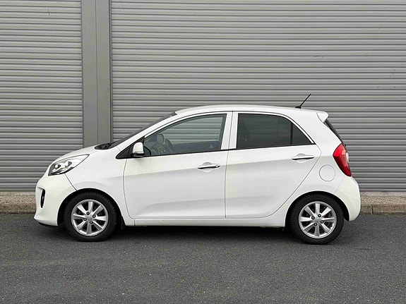 Kia Picanto 3 of 5