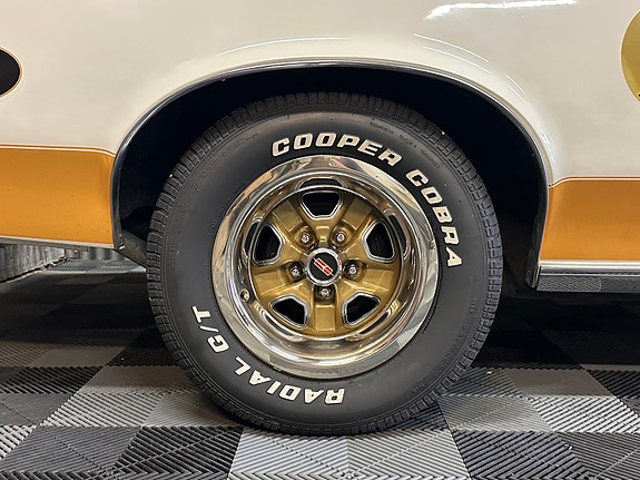 Oldsmobile Cutlass 6 of 30