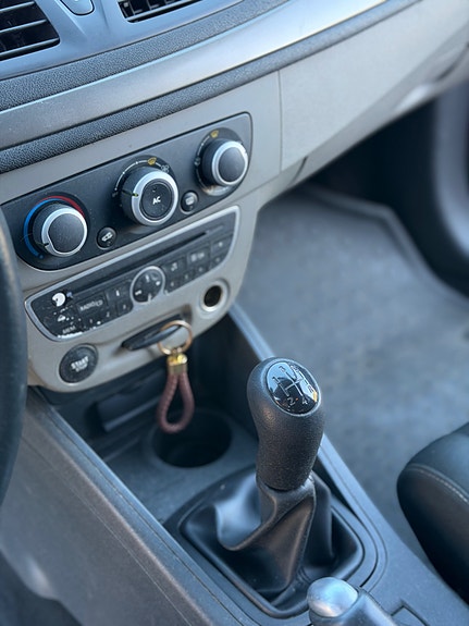 Renault Megane 17 of 30