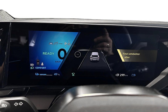 Renault Scenic E-Tech 10 of 24